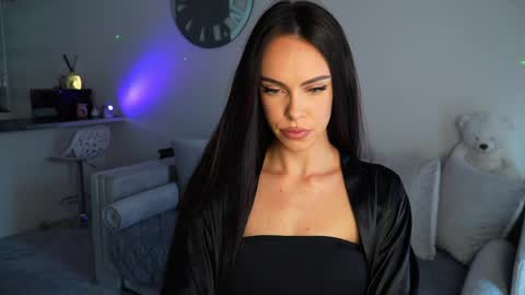 Dilara online show from May 2026 02:45:02 PM