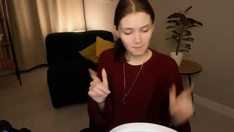 Dilara online show from April 2026 09:02:01 PM