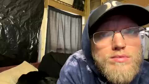 Snapshot of dilf_96 chatting on January 2026 08:44:01 PM Daddy online show from January 2026 08:44:01 PM