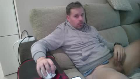 Snapshot of dili999 chatting on September 2025 05:29:02 PM dili999 online show from September 2025 05:29:02 PM