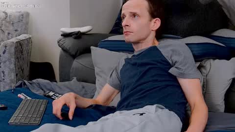 Snapshot of dilldough405 chatting on October 2025 05:37:01 AM Dilldough405 online show from October 2025 05:37:01 AM