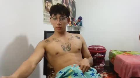 Snapshot of dillom420 chatting on January 2025 08:30:02 AM dillom420 online show from January 2025 08:30:02 AM