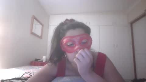 Snapshot of dimbobo2x chatting on January 2026 11:31:02 PM Roxxie Cleopatra online show from January 2026 11:31:02 PM