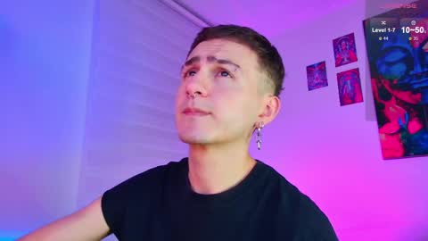 Julian Independent Model online show from April 2026 11:25:01 PM