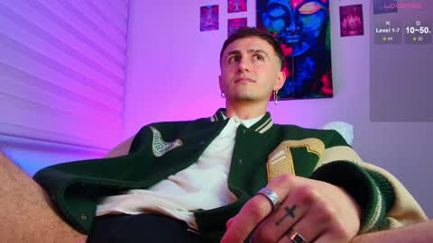 Julian Independent Model online show from April 2026 12:38:02 AM