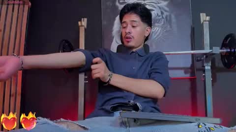 Dimitri online show from October 2025 08:21:02 PM