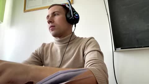 Snapshot of dimyanworld000 chatting on January 2025 06:46:01 AM D V online show from January 2025 06:46:01 AM