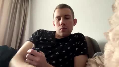 Snapshot of dimyanworld000 chatting on January 2025 10:39:02 AM D V online show from January 2025 10:39:02 AM