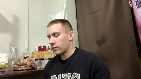 Snapshot of dimyanworld000 chatting on February 2025 05:40:02 PM D V online show from February 2025 05:40:02 PM