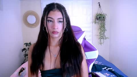 Snapshot of dina_mcry chatting on May 2026 04:36:01 PM DINA online show from May 2026 04:36:01 PM