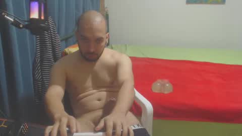 Snapshot of dinchtcams chatting on December 2024 11:41:02 AM Dincht online show from December 2024 11:41:02 AM