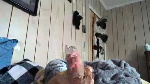 dingbat1979 online show from October 2025 01:08:02 PM