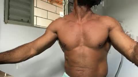 dinhoo14 online show from February 2026 04:18:01 PM