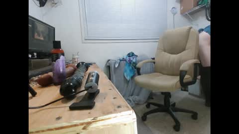 Snapshot of dinkdork094 chatting on February 2026 02:30:02 AM Dinkdork just having a good time online show from February 2026 02:30:02 AM