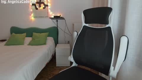 Anglica A online show from December 2024 12:41:02 AM