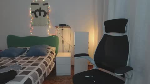 Anglica A online show from January 2025 10:57:01 PM