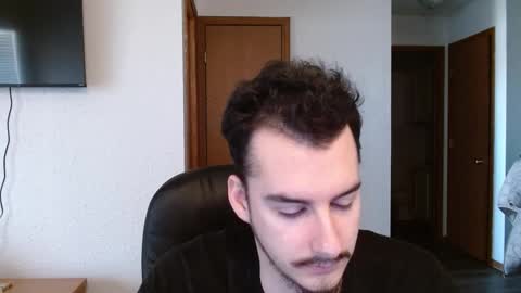 Dirk Diggler online show from February 2025 07:03:01 PM