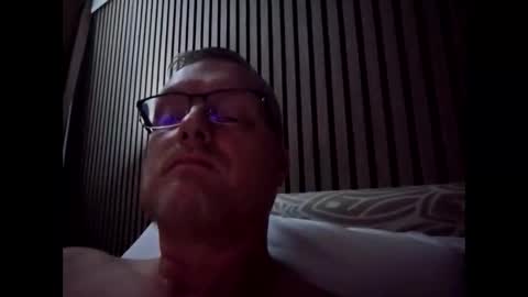 Snapshot of dirkkie1975 chatting on March 2026 12:06:01 AM dirkkie1975 online show from March 2026 12:06:01 AM