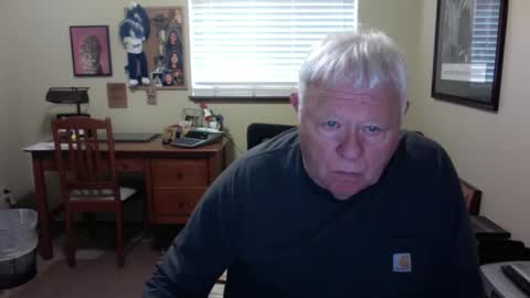 dirtrider195080438 online show from April 2026 06:12:01 PM