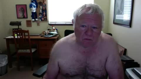 dirtrider195080438 online show from May 2026 02:58:01 PM