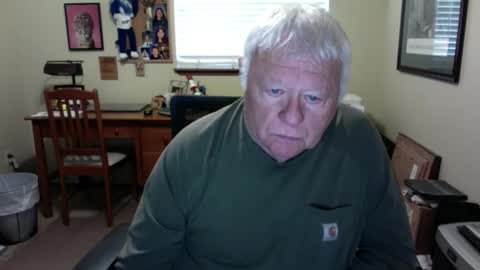 dirtrider195080438 online show from June 2026 07:27:02 PM