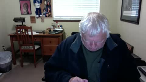 dirtrider195080438 online show from June 2026 04:40:02 PM