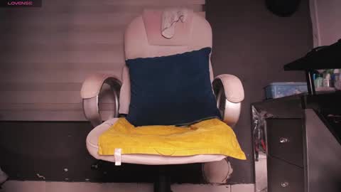 dirty_27cms online show from October 2025 11:44:01 AM