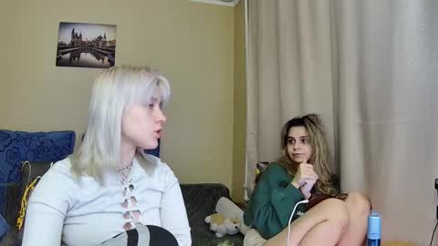 Dirty Kiss69 online show from November 2025 02:14:01 AM