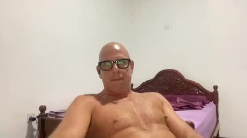 Snapshot of dirtydanlondon chatting on February 2026 02:27:01 PM Dirtydanlondon online show from February 2026 02:27:01 PM