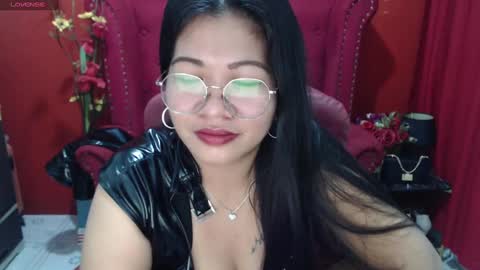 Snapshot of dirtyfungirl chatting on February 2025 02:21:02 PM LatexQueen online show from February 2025 02:21:02 PM