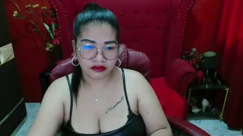 LatexQueen online show from April 2026 03:22:01 AM