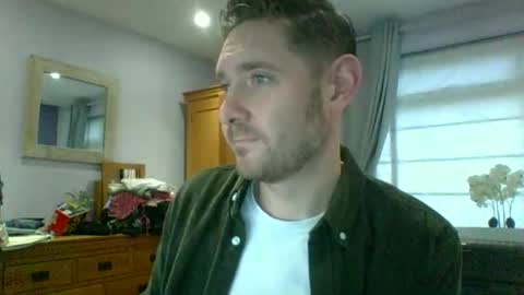 Snapshot of dirtylondon729 chatting on January 2026 01:38:01 PM Exhibitionist Ben online show from January 2026 01:38:01 PM