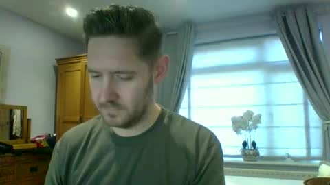 Snapshot of dirtylondon729 chatting on January 2026 10:32:01 AM Exhibitionist Ben online show from January 2026 10:32:01 AM