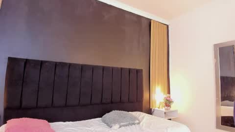 Soffie - Valentina - Yuya  Astro online show from April 2026 08:07:02 PM