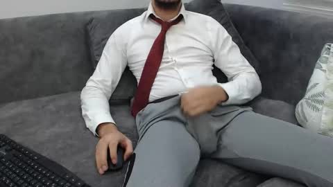 dirtyybooyy77 online show from November 2025 09:42:02 PM