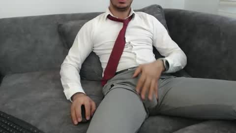 dirtyybooyy77 online show from April 2026 08:34:01 AM