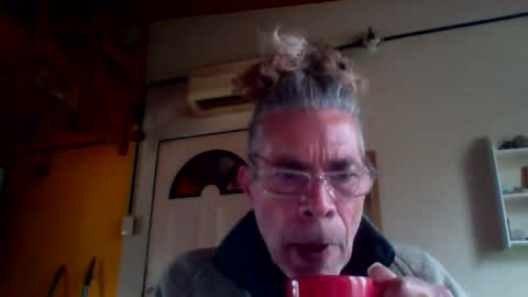 Snapshot of discretopasivo chatting on May 2026 06:49:01 PM discretopasivo online show from May 2026 06:49:01 PM