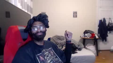 Snapshot of disr3sp3ctfully_dipp3d chatting on March 2025 11:17:01 AM Your Best Worst Nightmare online show from March 2025 11:17:01 AM