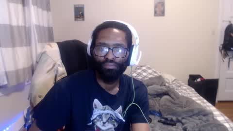 Snapshot of disr3sp3ctfully_dipp3d chatting on September 2025 05:42:01 AM Your Best Worst Nightmare online show from September 2025 05:42:01 AM