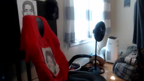 Snapshot of disr3sp3ctfully_dipp3d chatting on October 2025 05:35:02 PM Your Best Worst Nightmare online show from October 2025 05:35:02 PM