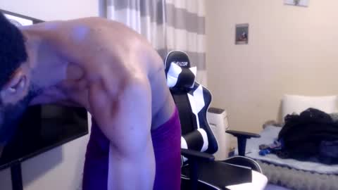 Snapshot of disr3sp3ctfully_dipp3d chatting on October 2025 12:35:01 AM Your Best Worst Nightmare online show from October 2025 12:35:01 AM