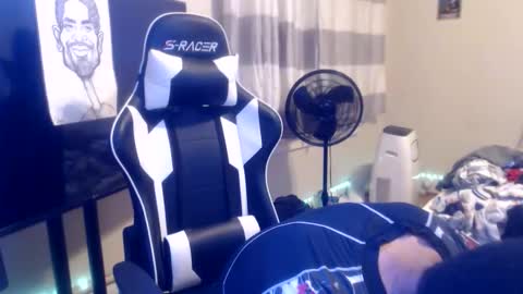 Snapshot of disr3sp3ctfully_dipp3d chatting on October 2025 12:45:01 AM Your Best Worst Nightmare online show from October 2025 12:45:01 AM