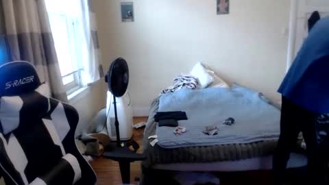 Snapshot of disr3sp3ctfully_dipp3d chatting on November 2025 06:21:01 PM Your Best Worst Nightmare online show from November 2025 06:21:01 PM