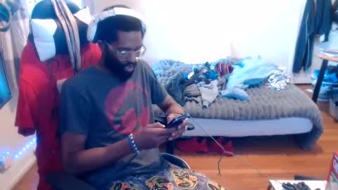 Snapshot of disr3sp3ctfully_dipp3d chatting on November 2025 08:21:02 PM Your Best Worst Nightmare online show from November 2025 08:21:02 PM