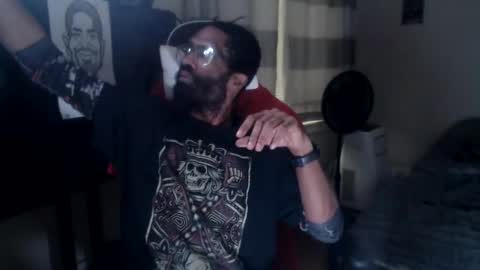 Snapshot of disr3sp3ctfully_dipp3d chatting on November 2025 01:00:01 PM Your Best Worst Nightmare online show from November 2025 01:00:01 PM