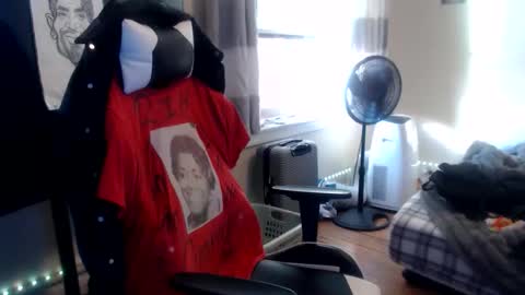 Snapshot of disr3sp3ctfully_dipp3d chatting on November 2025 02:05:01 PM Your Best Worst Nightmare online show from November 2025 02:05:01 PM