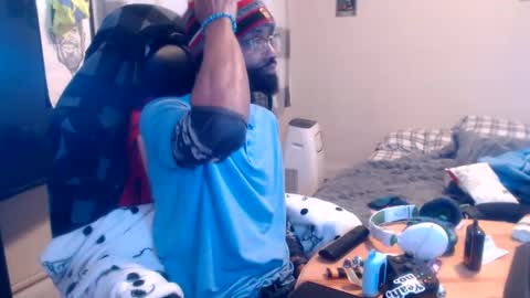 Snapshot of disr3sp3ctfully_dipp3d chatting on November 2025 07:22:01 AM Your Best Worst Nightmare online show from November 2025 07:22:01 AM