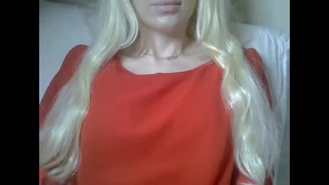 DitaMilton online show from December 2025 08:06:01 PM