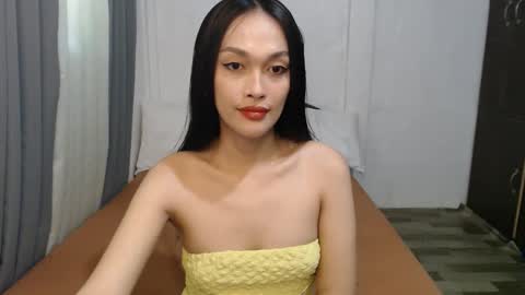 DIVINA online show from October 2025 02:21:02 AM