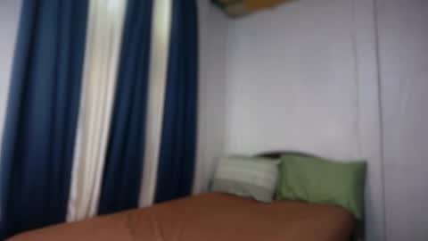 Snapshot of divina_graciaxx chatting on June 2026 04:26:02 AM DIVINA online show from June 2026 04:26:02 AM